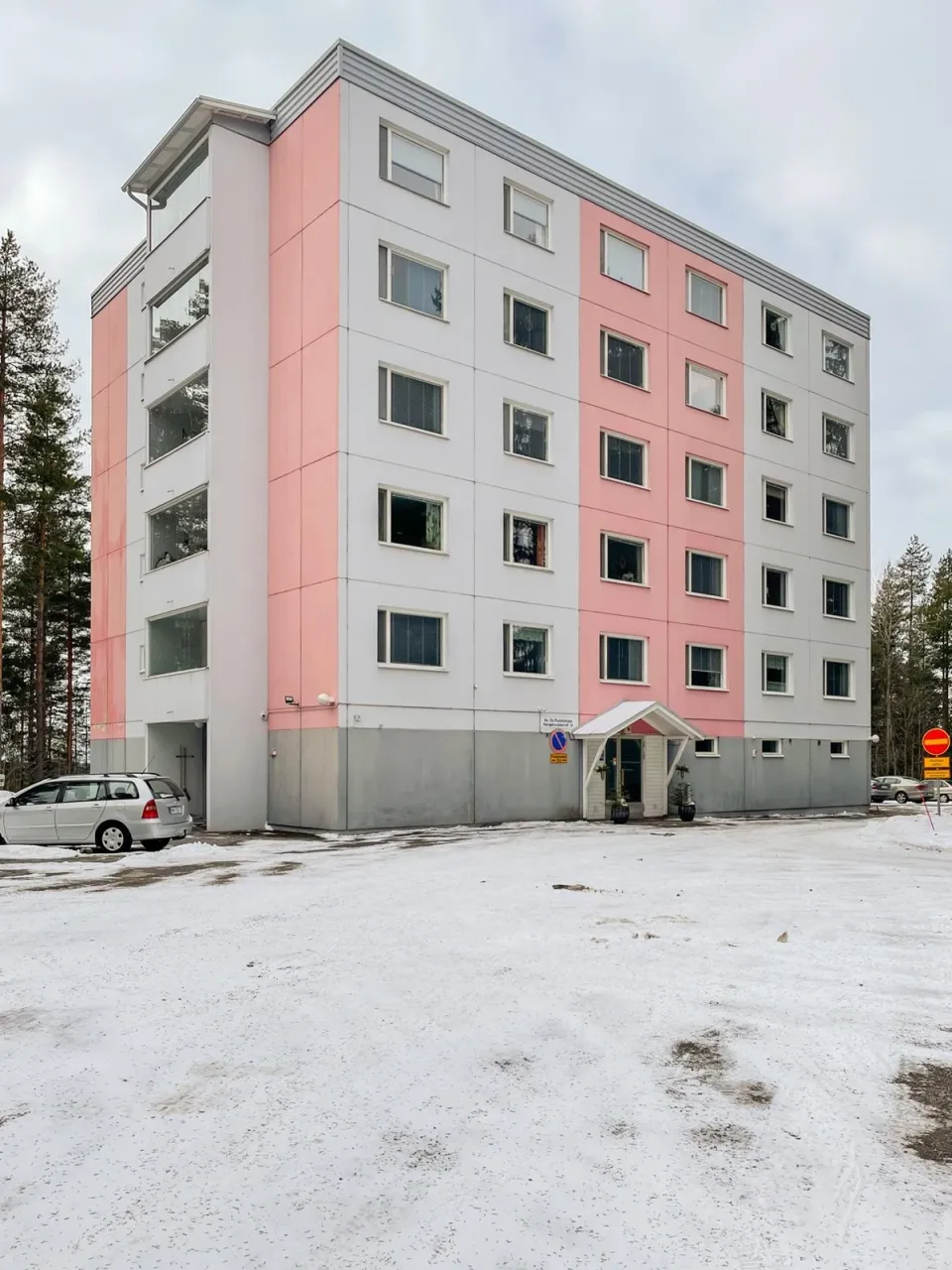 Flat in Savonlinna, Finland, 71.5 sq.m - picture 1