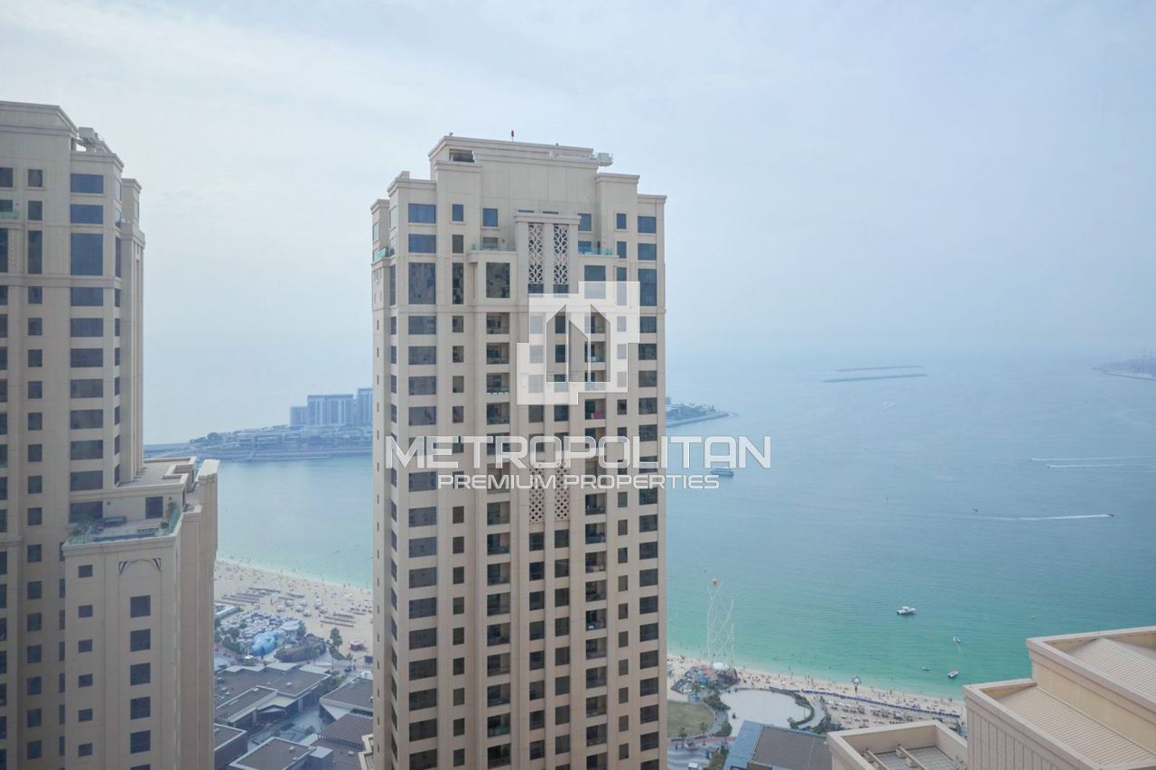 Apartamento en Dubái, EAU, 120 m2 - imagen 1