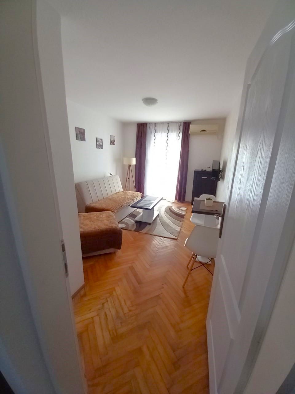 Wohnung in Budva, Montenegro, 24 m2 - Foto 1