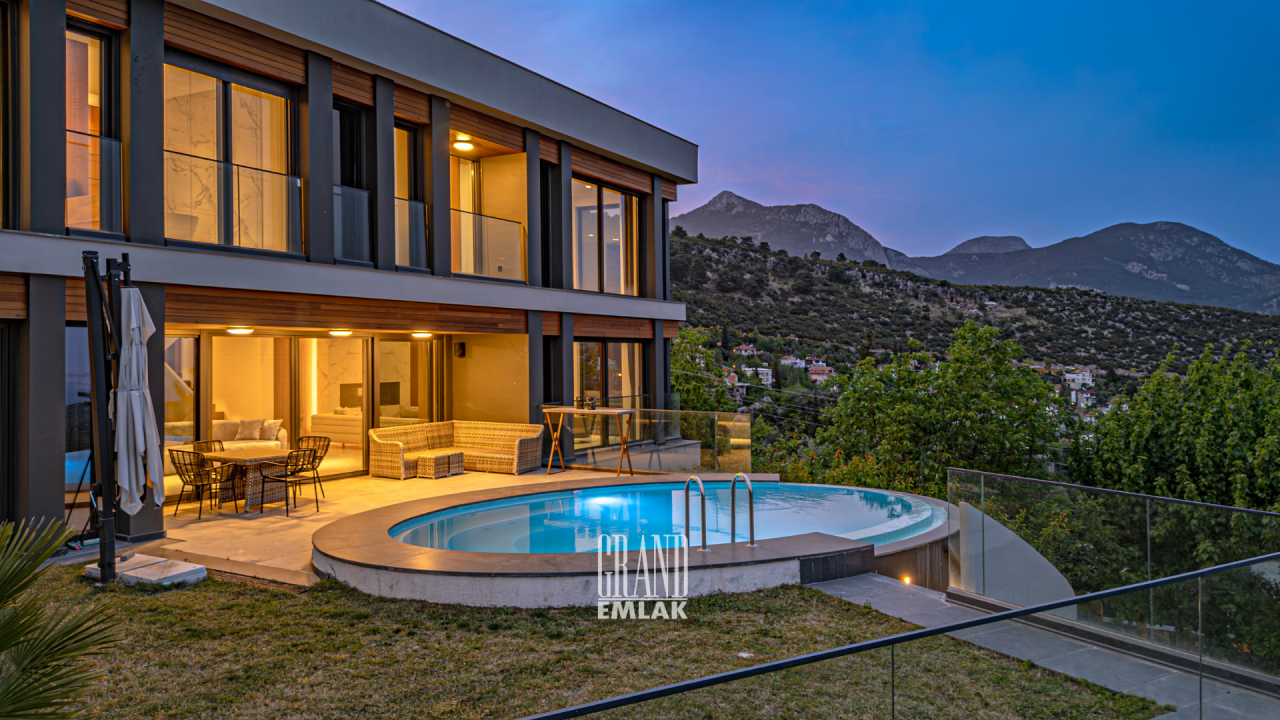 Villa in Antalya, Türkei, 600 m2 - Foto 1