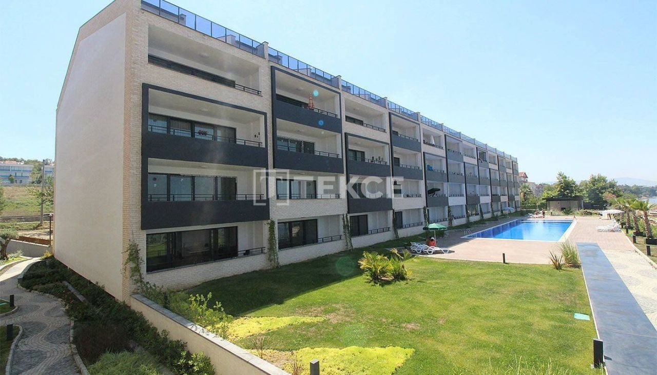 Apartamento Çiftlikköy, Turquia, 130 m2 - imagen 1