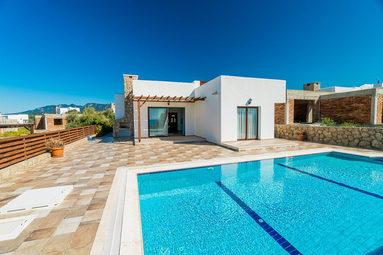 Villa à Kyrenia, Chypre, 135 m2 - image 1