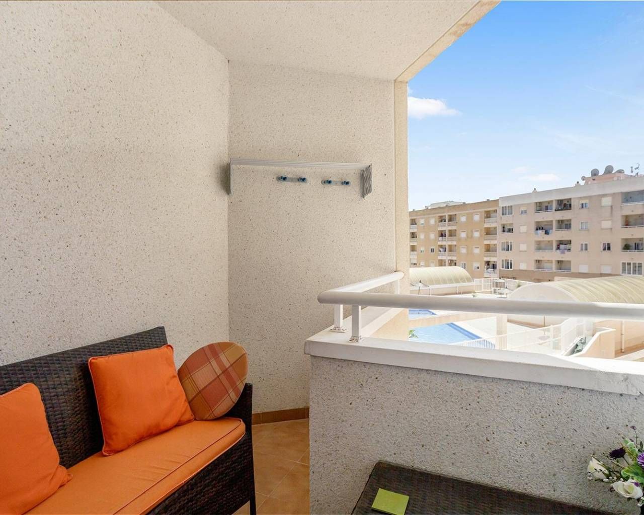 Appartement à Torrevieja, Espagne, 59 m2 - image 1