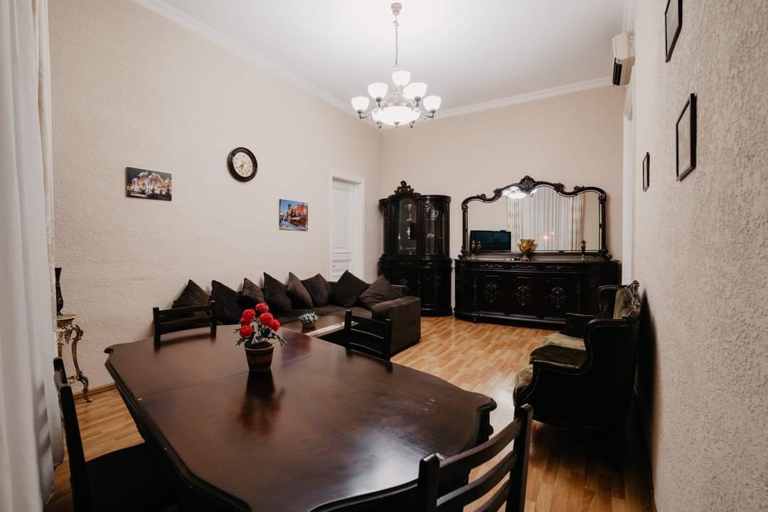 Wohnung in Tiflis, Georgien, 127 m2 - Foto 1