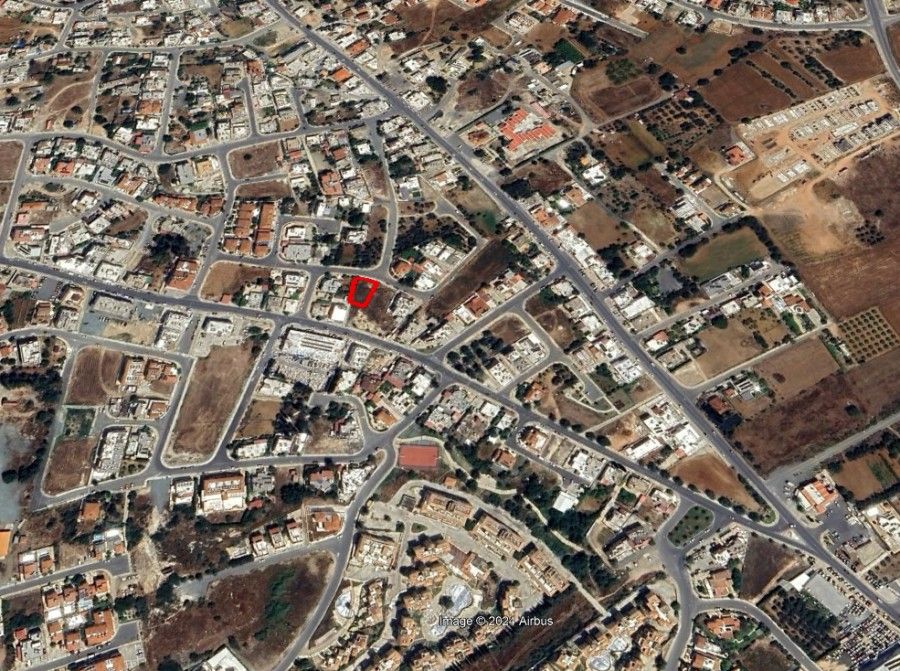 Land in Paphos, Cyprus, 516 sq.m - picture 1