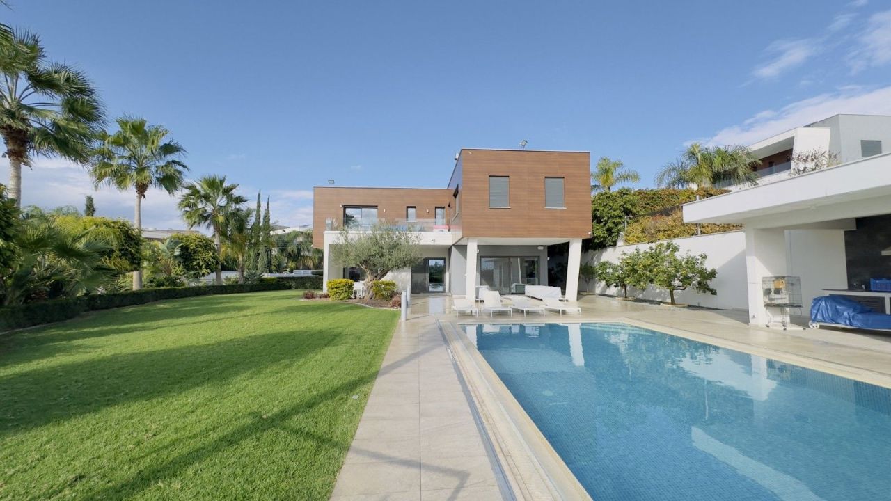 Villa in Limassol, Zypern, 419 m2 - Foto 1