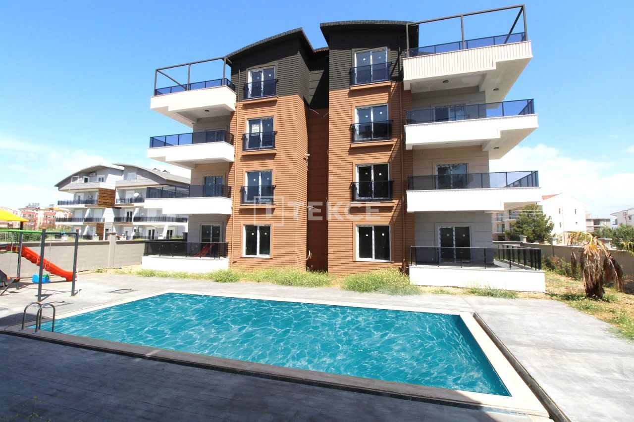 Apartment in Serik, Turkey, 100 sq.m - picture 1