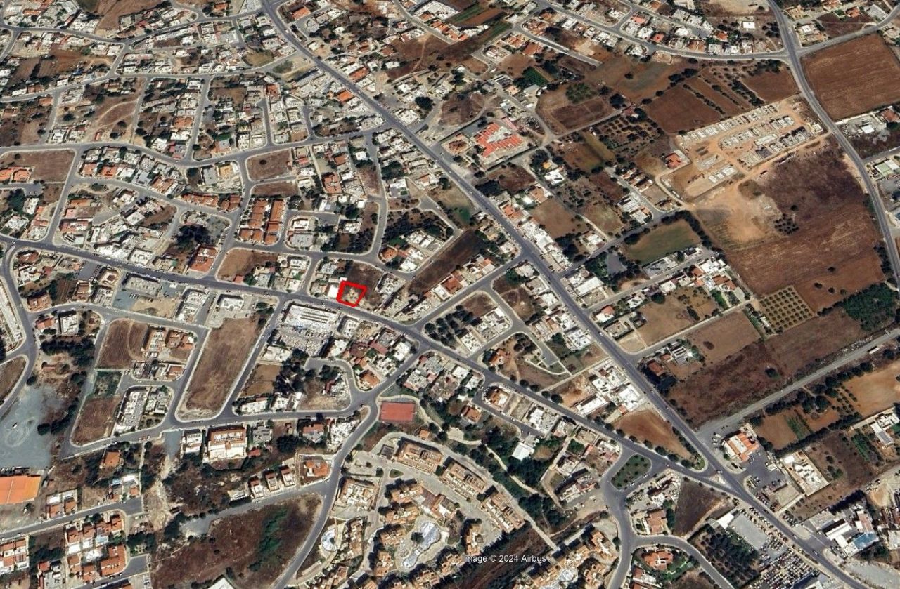 Land in Paphos, Cyprus, 528 sq.m - picture 1