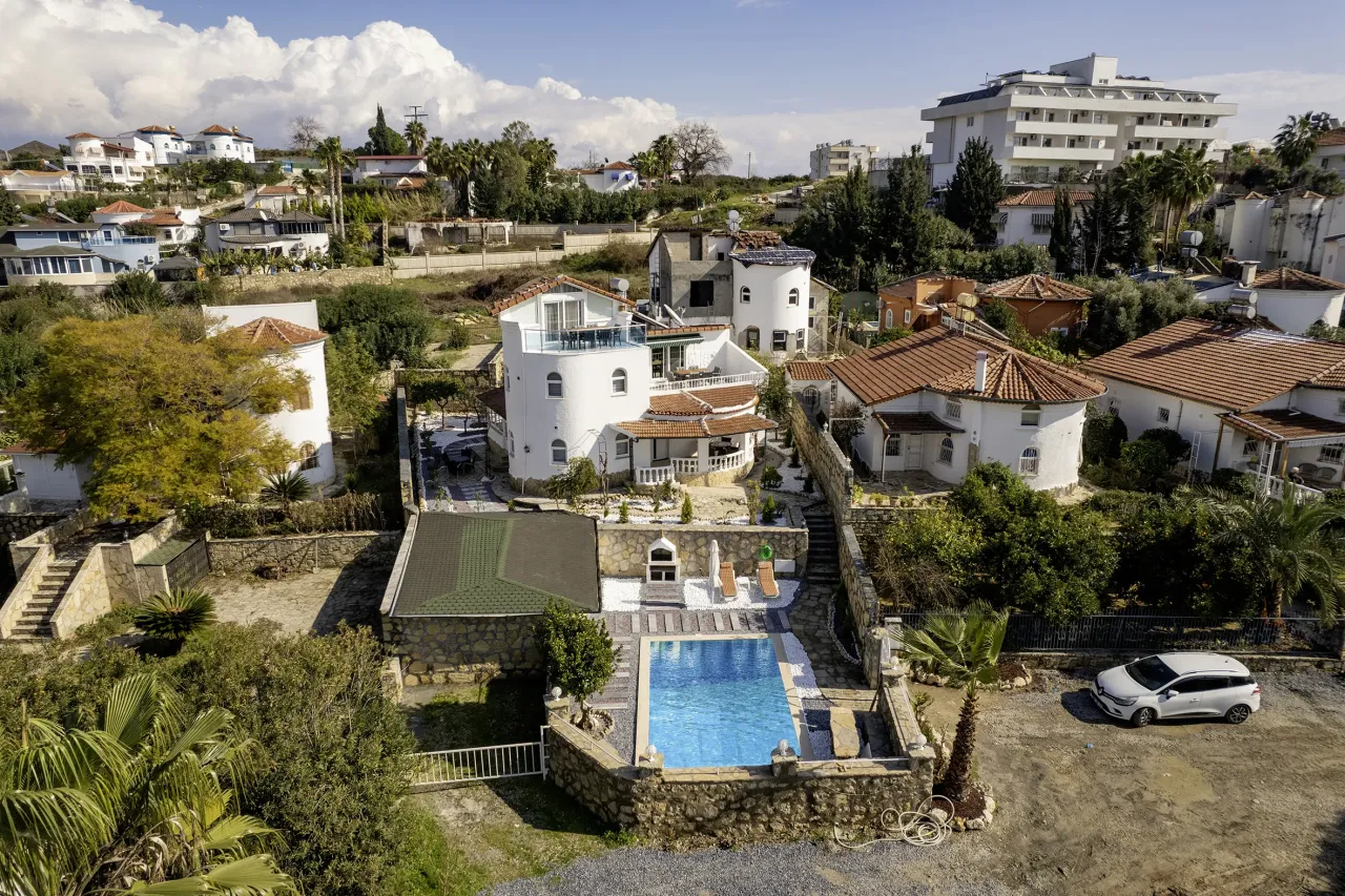 Villa à Alanya, Turquie - image 1