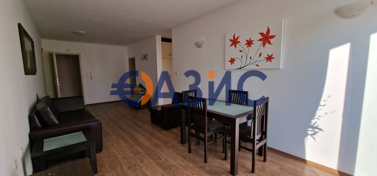 Appartement à Slantchev Briag, Bulgarie, 93.2 m2 - image 1