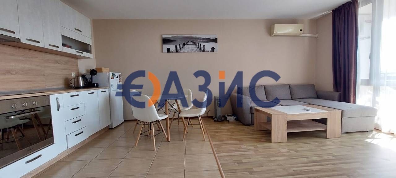 Apartment in Nesebar, Bulgaria, 70 sq.m - picture 1