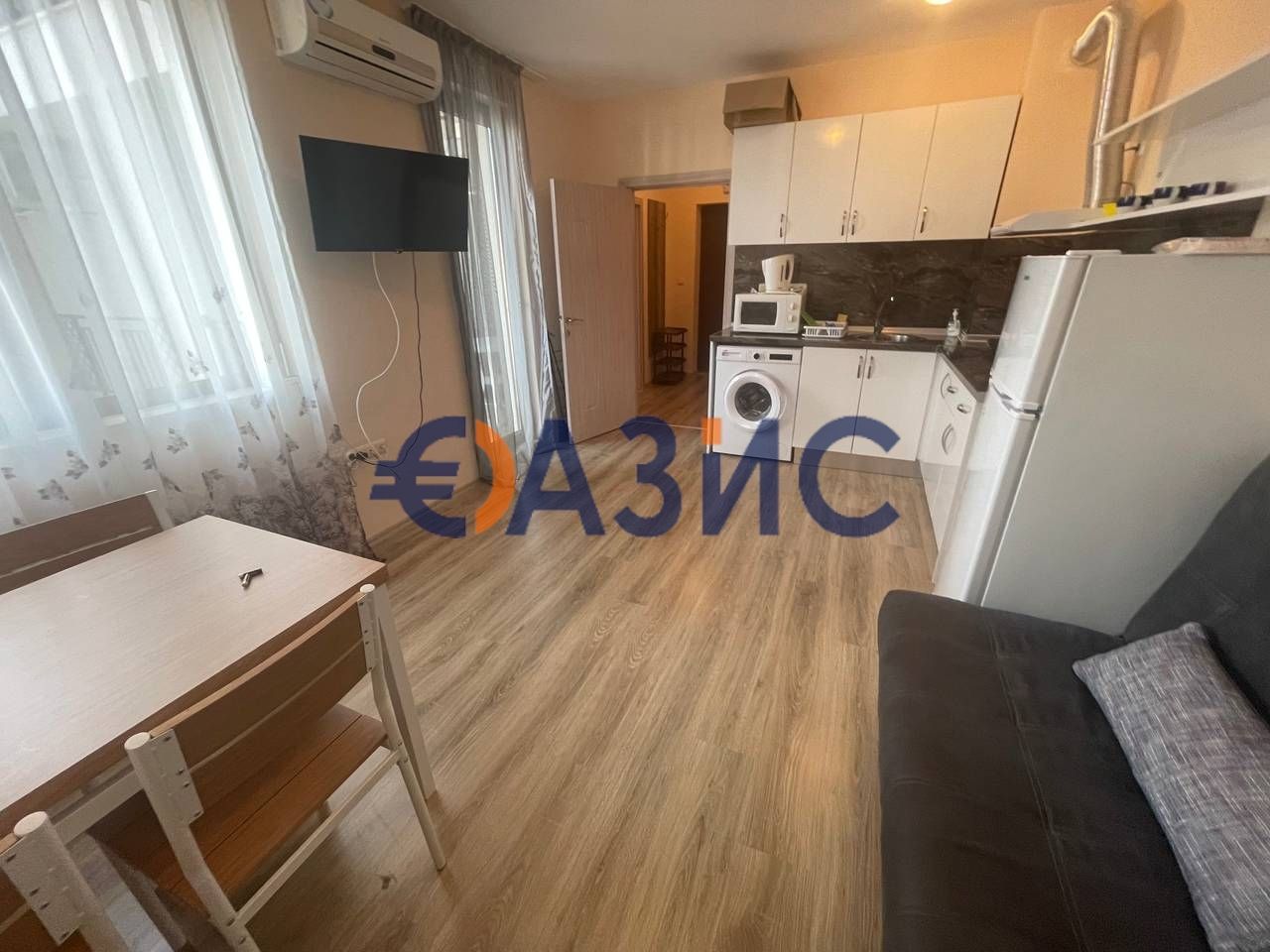 Apartment in Ravda, Bulgaria, 55 sq.m - picture 1