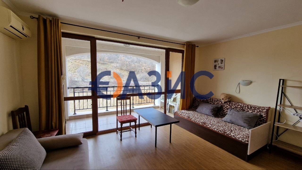 Apartment in Elenite, Bulgaria, 42 sq.m - picture 1