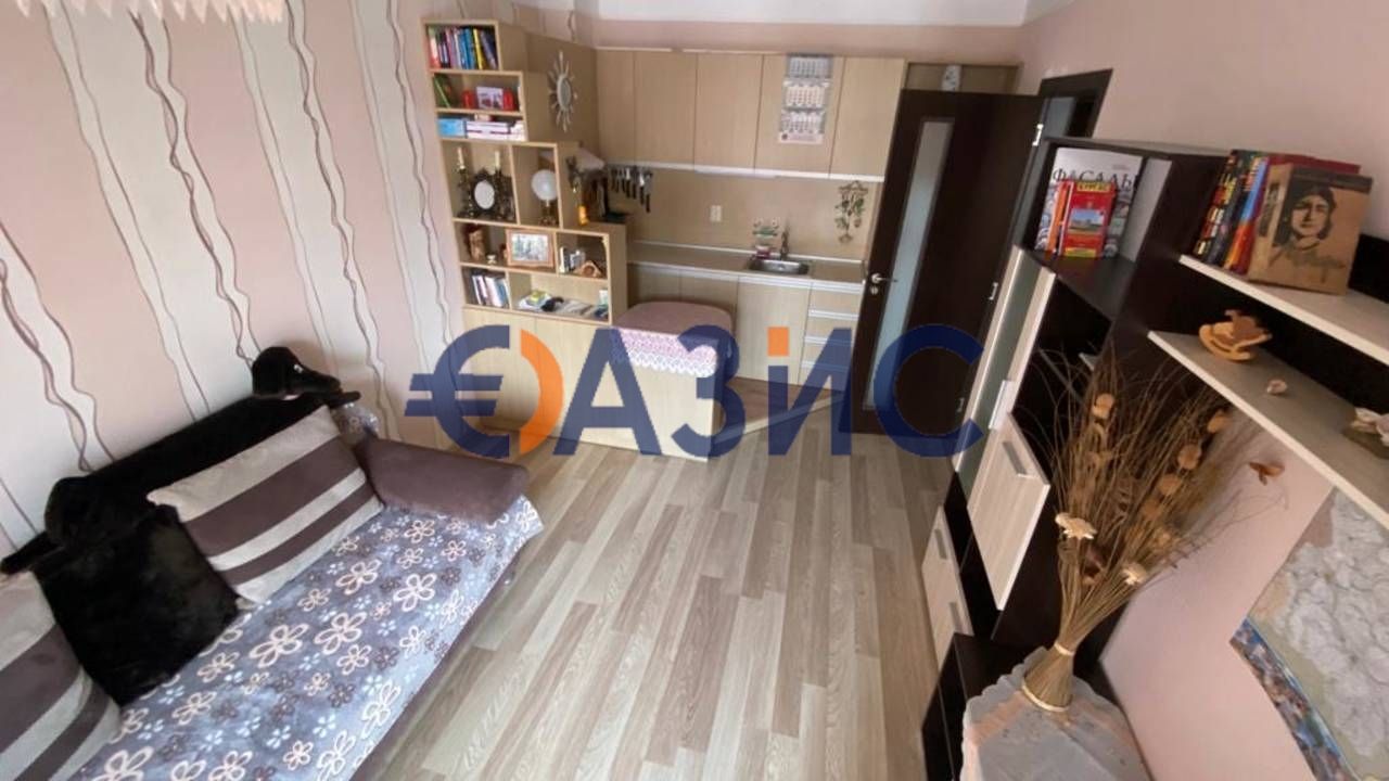 Apartment in Sveti Vlas, Bulgaria, 52.9 sq.m - picture 1