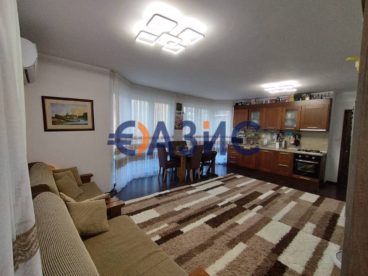 Appartement à Slantchev Briag, Bulgarie, 114 m2 - image 1
