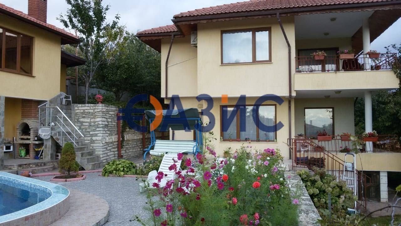 House in Balchik, Bulgaria, 156 sq.m - picture 1