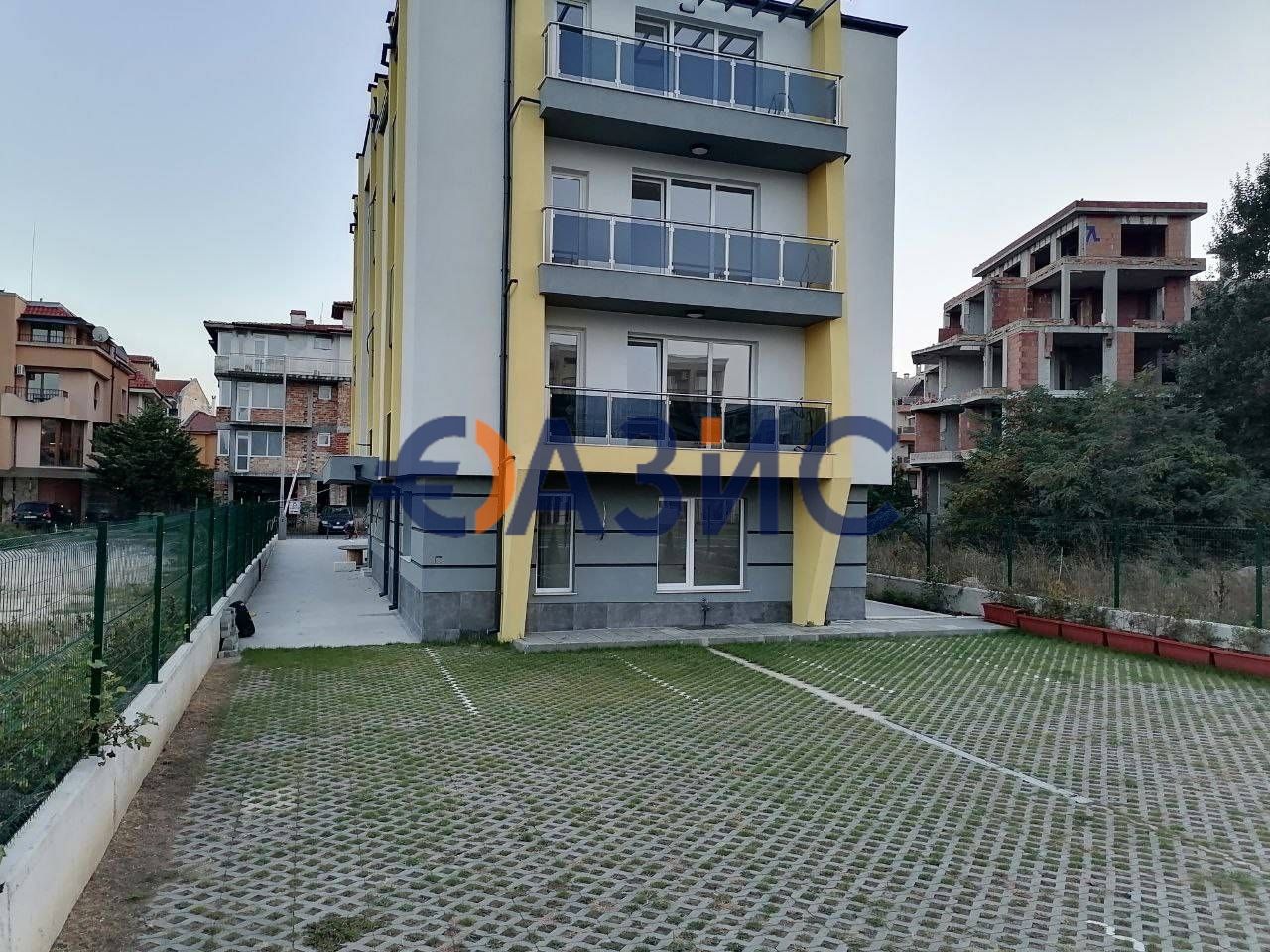 Apartment in Nesebar, Bulgaria, 63.4 sq.m - picture 1