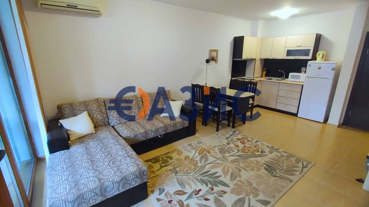 Apartment in Ravda, Bulgaria, 70 sq.m - picture 1