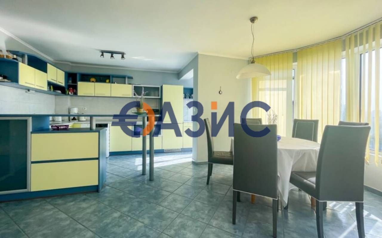 Apartment in Ravda, Bulgaria, 150 sq.m - picture 1