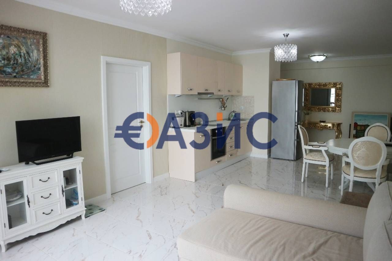 Apartment in Sveti Vlas, Bulgaria, 90 sq.m - picture 1