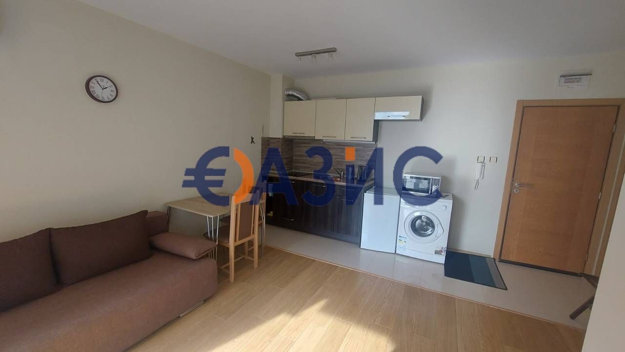 Apartment Saint Vlas, Bulgaria, 52 sq.m - picture 1