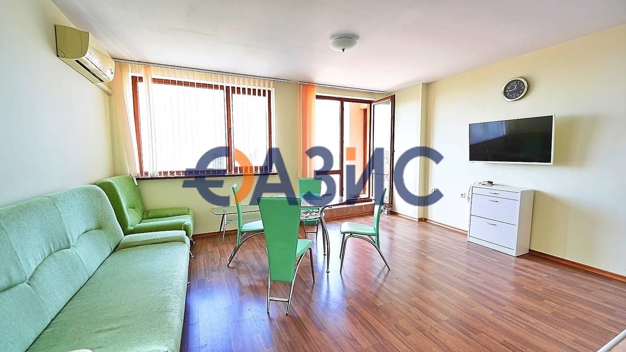 Apartment in Sveti Vlas, Bulgaria, 101 sq.m - picture 1