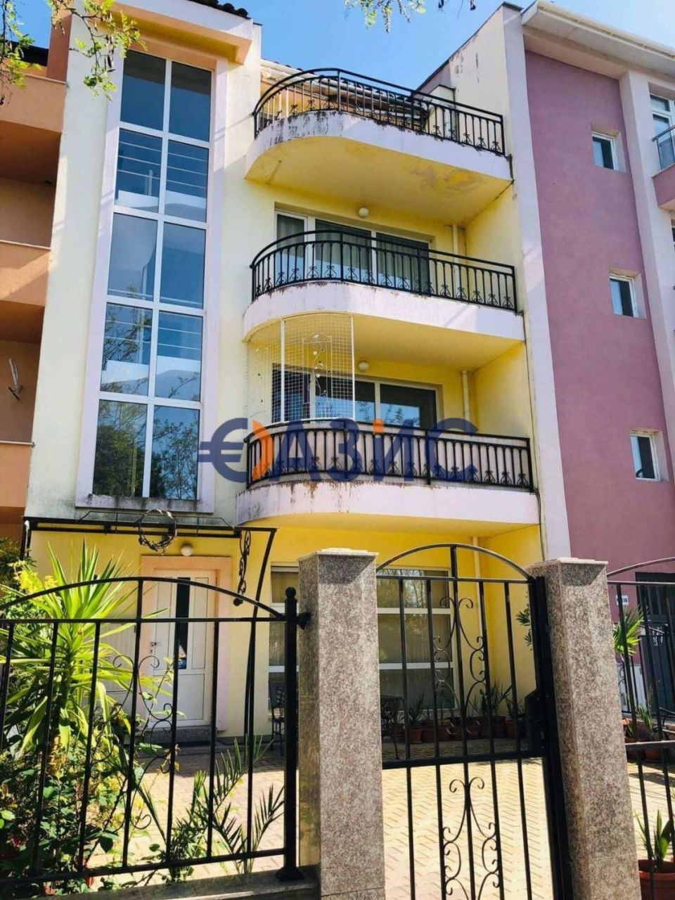 Apartment in Nesebar, Bulgaria, 200 sq.m - picture 1