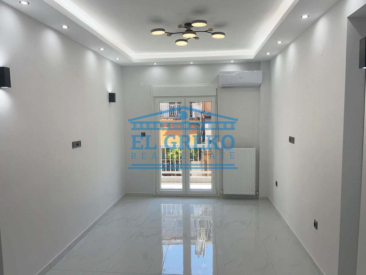 Flat in Thessaloniki, Greece, 52.71 sq.m - picture 1