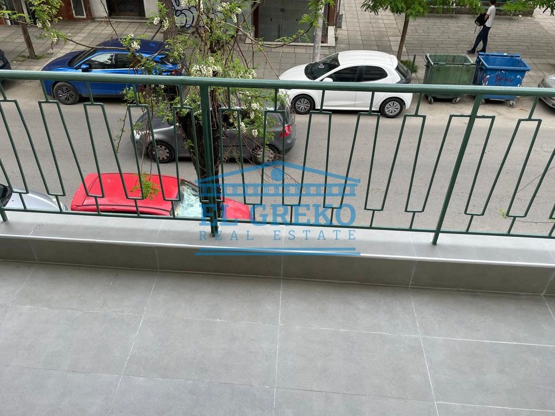 Flat in Thessaloniki, Greece, 34 sq.m - picture 1