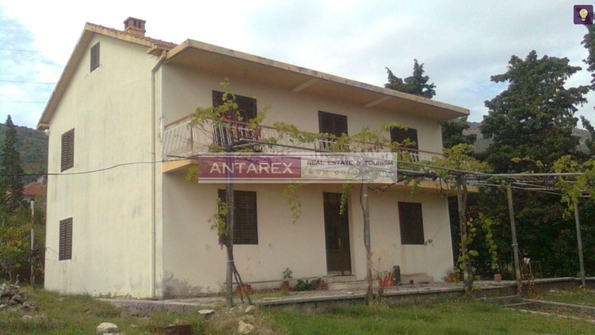 Villa in Bijela, Montenegro, 226 sq.m - picture 1
