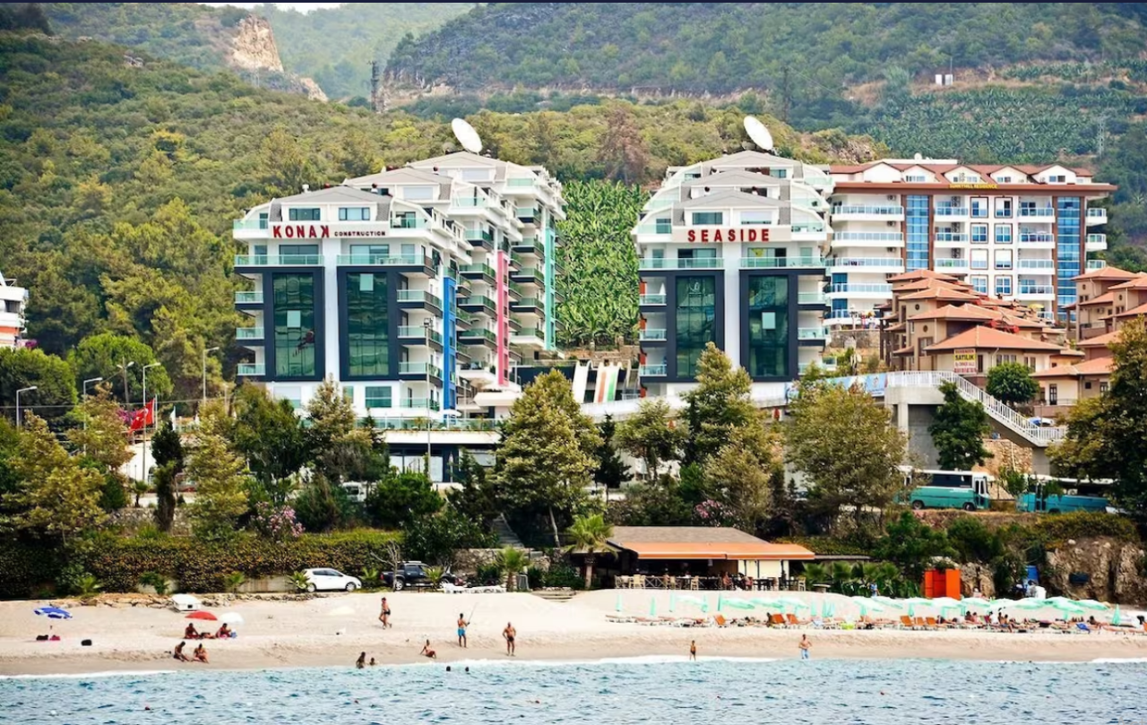 Townhouse in Alanya, Turkey, 230 sq.m - picture 1