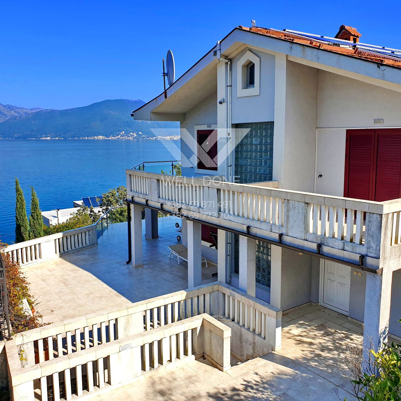 Villa in Krasici, Montenegro, 729 m2 - Foto 1