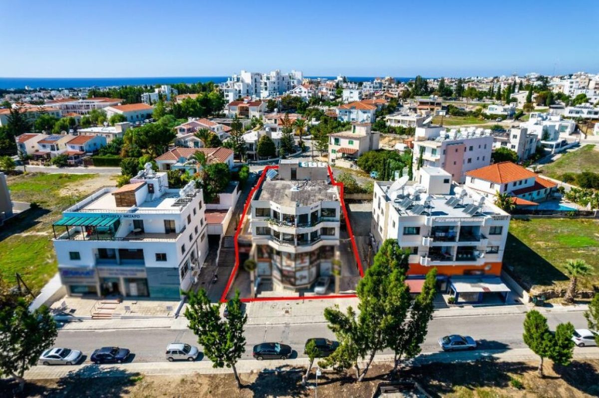 Gewerbeimmobilien in Paphos, Zypern, 785 m2 - Foto 1