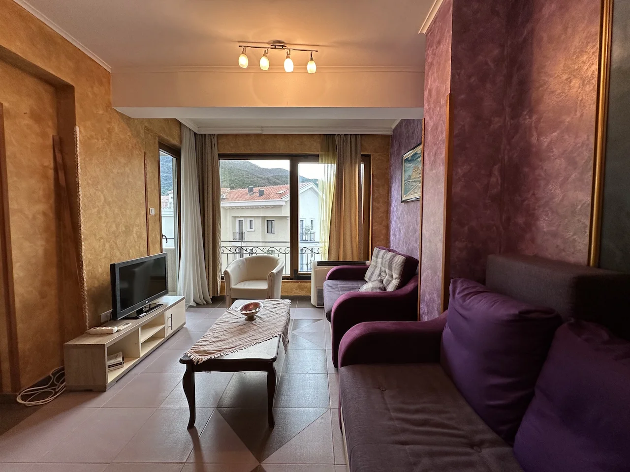 Wohnung in Budva, Montenegro, 86 m2 - Foto 1