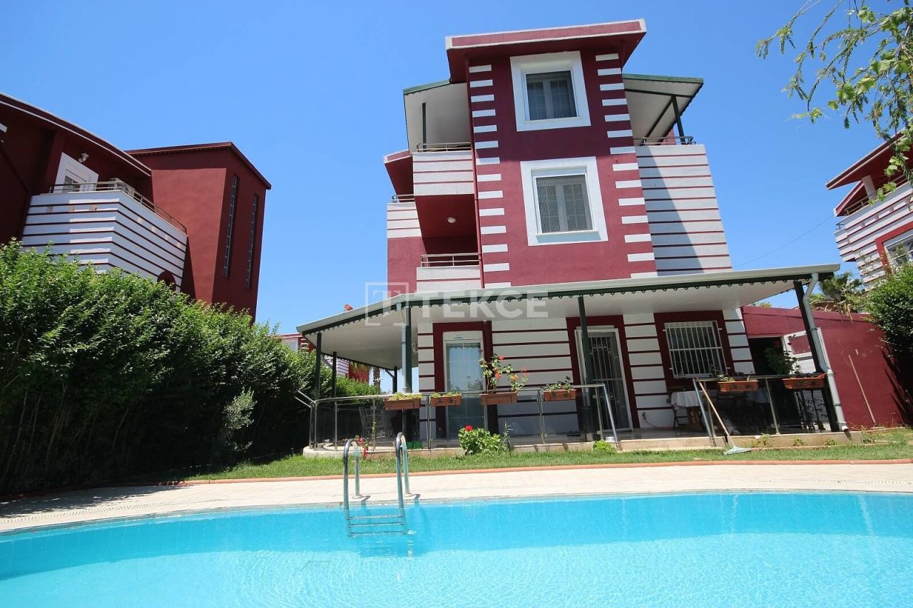 Villa in Belek, Türkei, 260 m2 - Foto 1