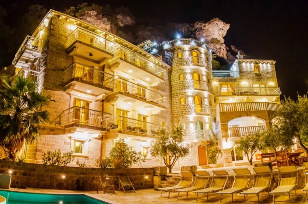 Hotel in Budva, Montenegro, 1 801 m2 - Foto 1