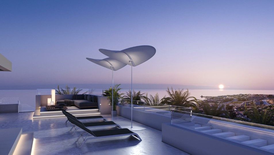 Penthouse in Estepona, Spain, 110 sq.m - picture 1
