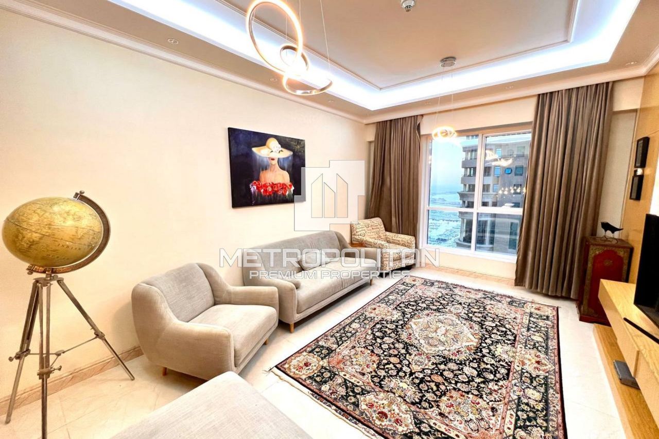 Apartment in Dubai, UAE, 140 sq.m - picture 1