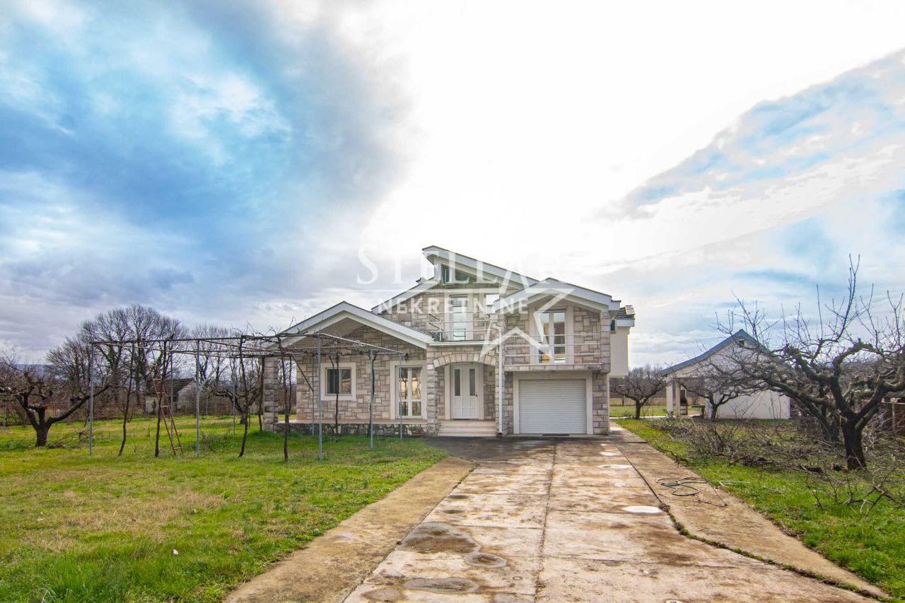 House in Danilovgrad, Montenegro, 130 sq.m - picture 1