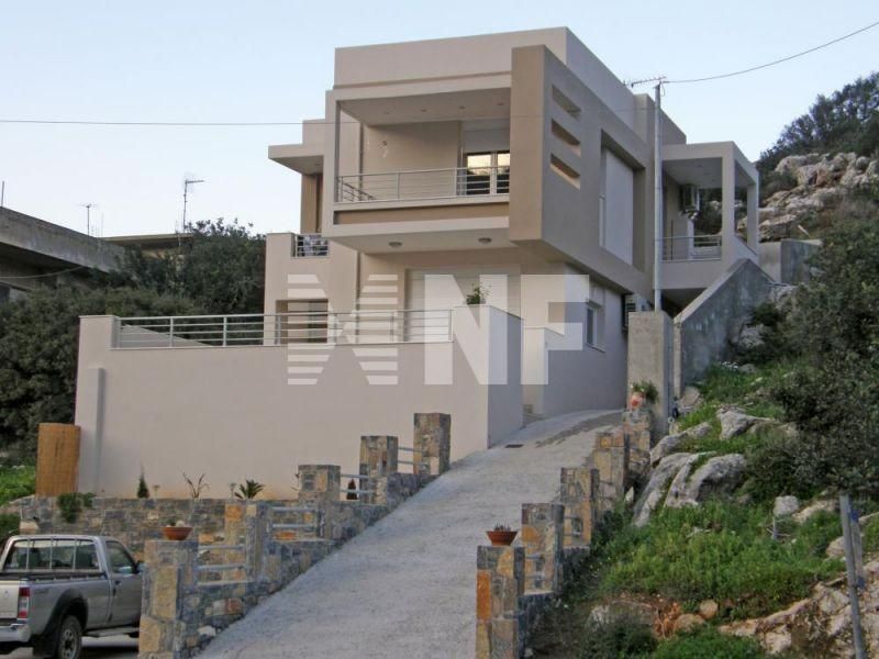 Villa in Agios Nikolaos, Greece, 140 sq.m - picture 1