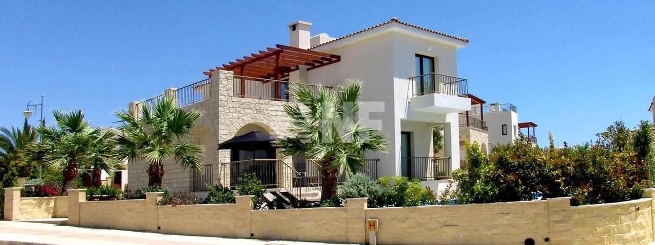Flat in Paphos, Cyprus, 120 sq.m - picture 1