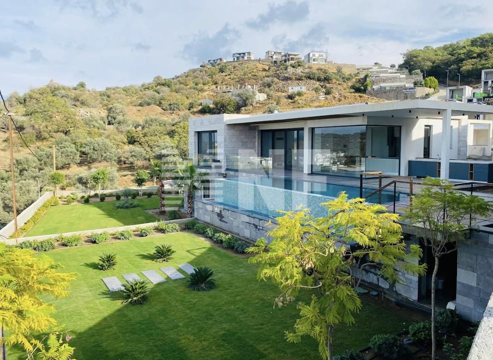 Villa in Bodrum, Türkei, 345 m2 - Foto 1