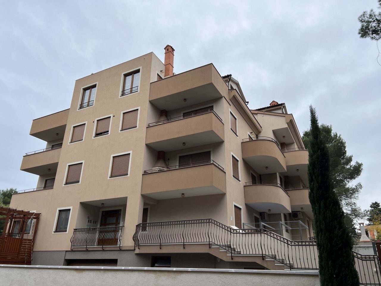 Appartement à Premantura, Croatie, 70.52 m2 - image 1