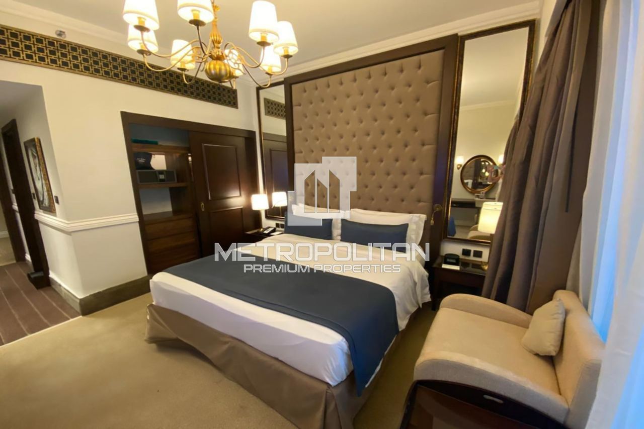 Apartment in Dubai, UAE, 34 sq.m - picture 1