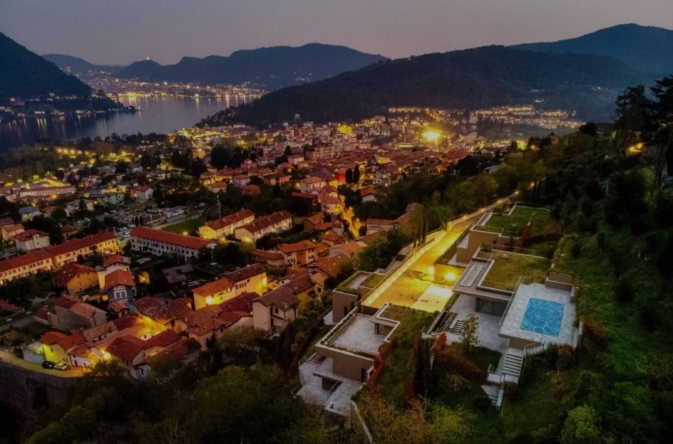 Villa por Lago de Como, Italia, 350 m2 - imagen 1