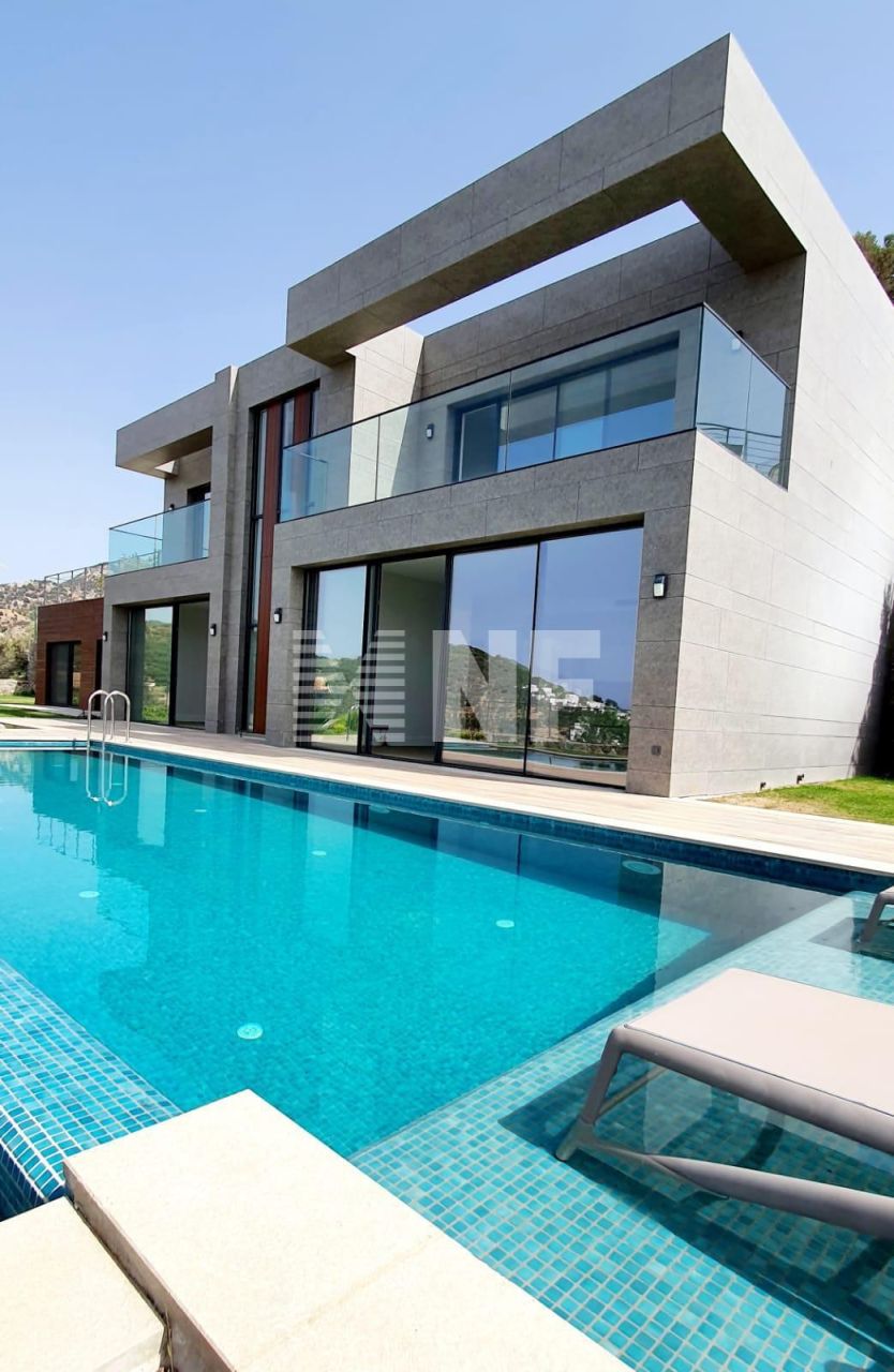 Villa in Bodrum, Turkey, 340 sq.m - picture 1