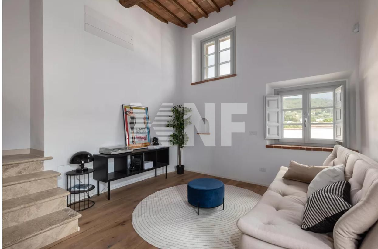 Flat in Florence, Italy, 177 sq.m - picture 1