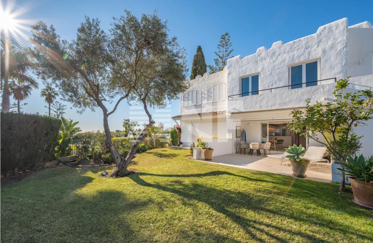 Villa in Marbella, Spanien, 166 m2 - Foto 1