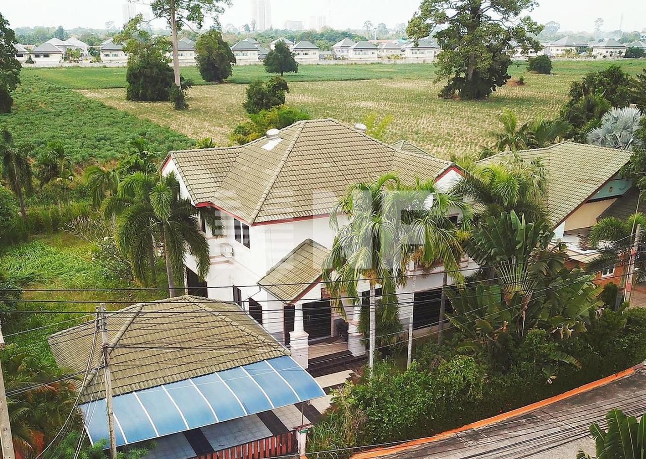 Casa en Pattaya, Tailandia, 230 m2 - imagen 1