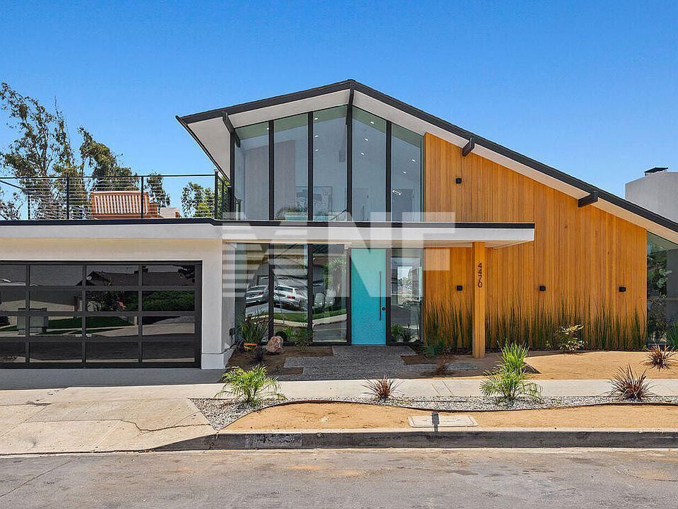 Casa en Los Ángeles, Estados Unidos, 213 m² - imagen 1